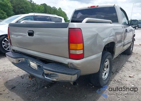 2002 Chevrolet Silverado 1500 z USA, uszkodzony, nr VIN 1GCEC14W82Z126235